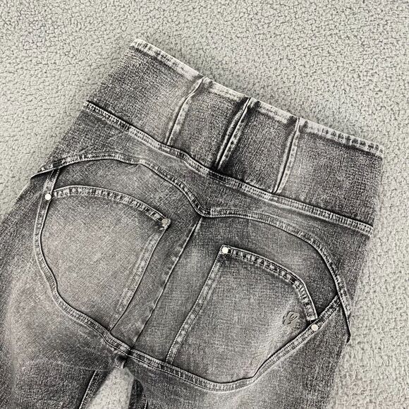 SOLD - Picture 4 of 12